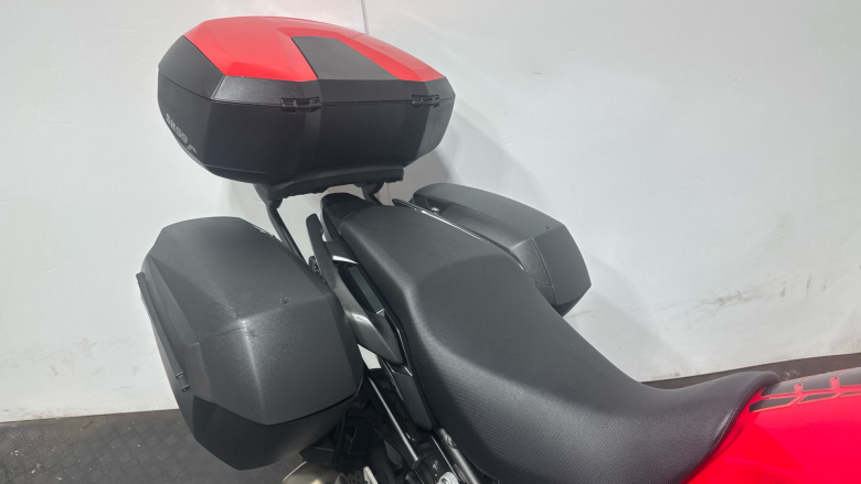 Honda CB500F Hornet (24MY)